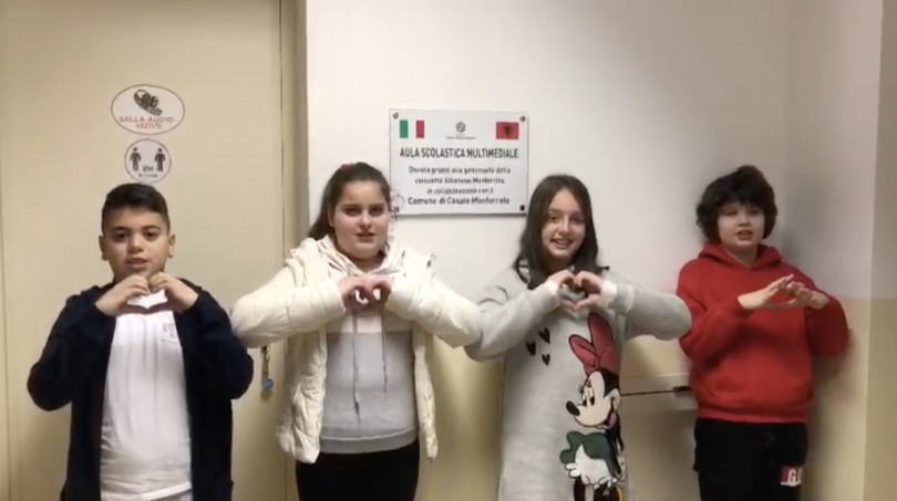 Inaugurata a Durazzo l’aula multimediale allestita con la raccolta fondi di Casale